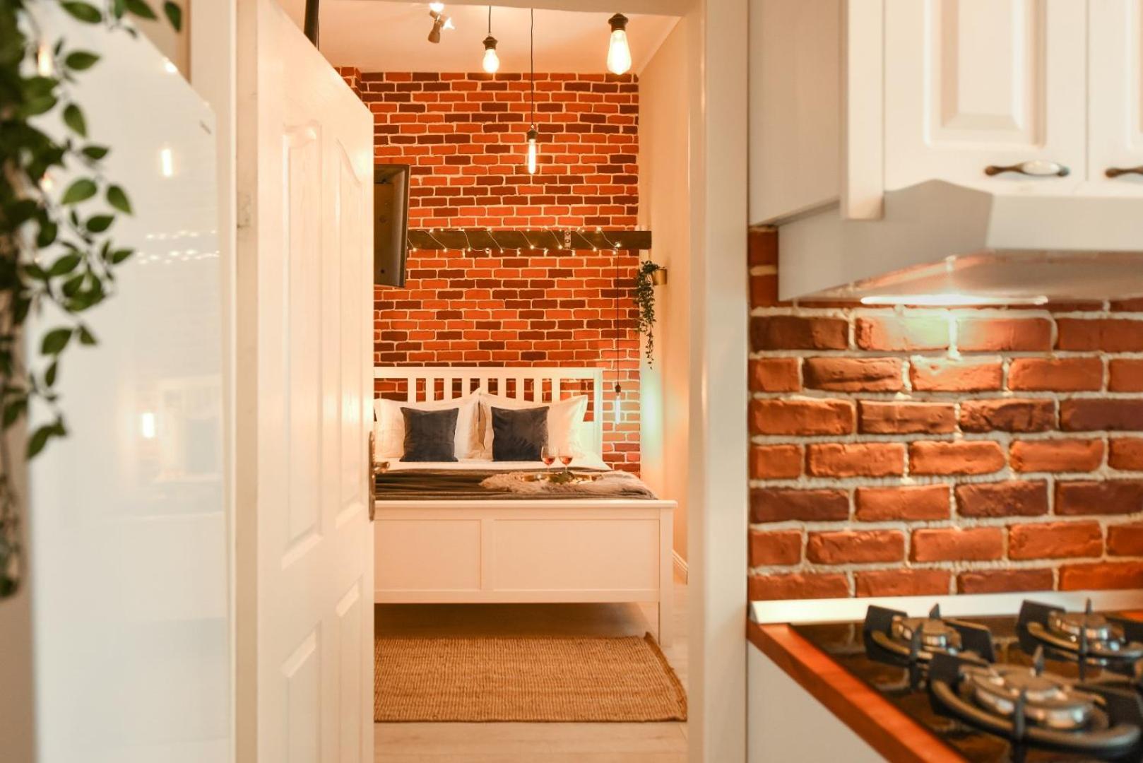 Elegant Studio - Urban Escape In Букурещ Екстериор снимка
