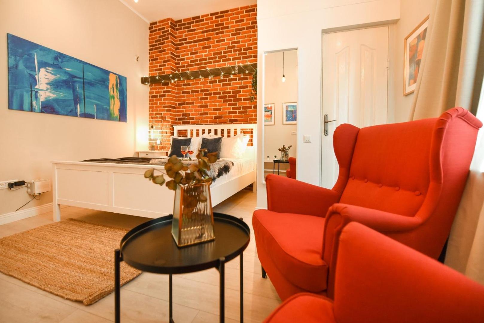 Elegant Studio - Urban Escape In Букурещ Екстериор снимка