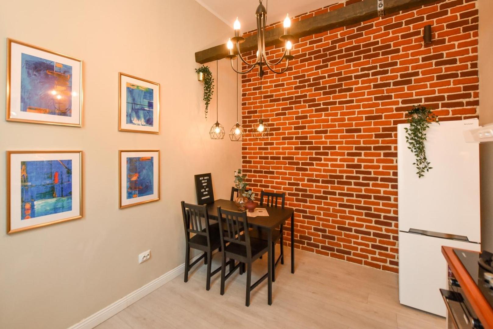 Elegant Studio - Urban Escape In Букурещ Екстериор снимка