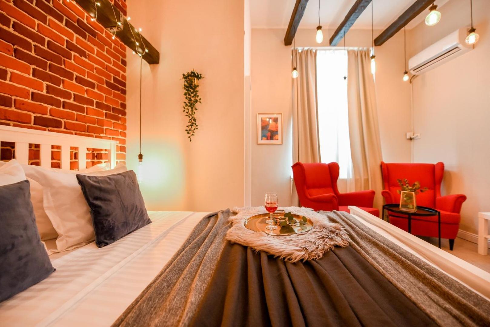 Elegant Studio - Urban Escape In Букурещ Екстериор снимка